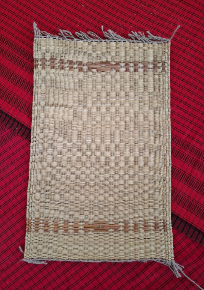 Plain breakfast placemat